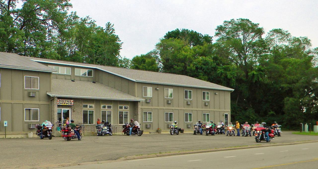 SunRise Inn Hotel Mondovi Exterior foto