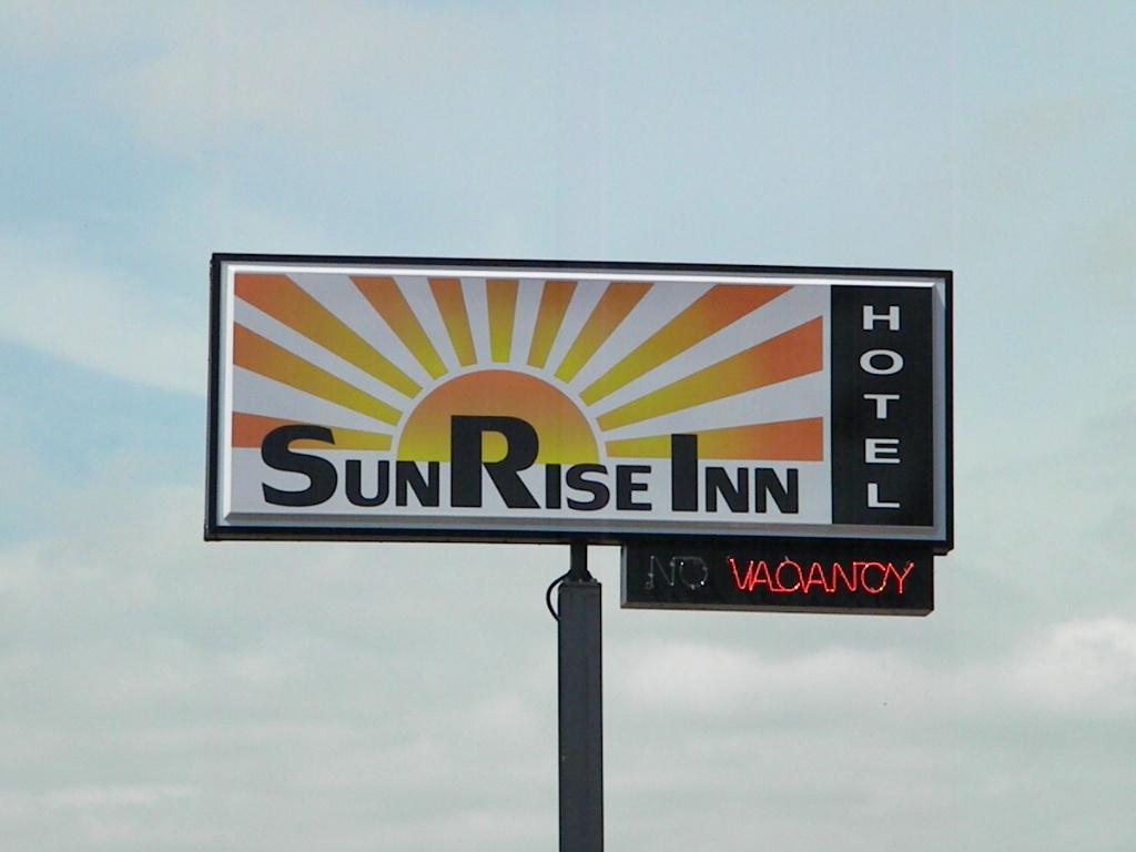 SunRise Inn Hotel Mondovi Exterior foto